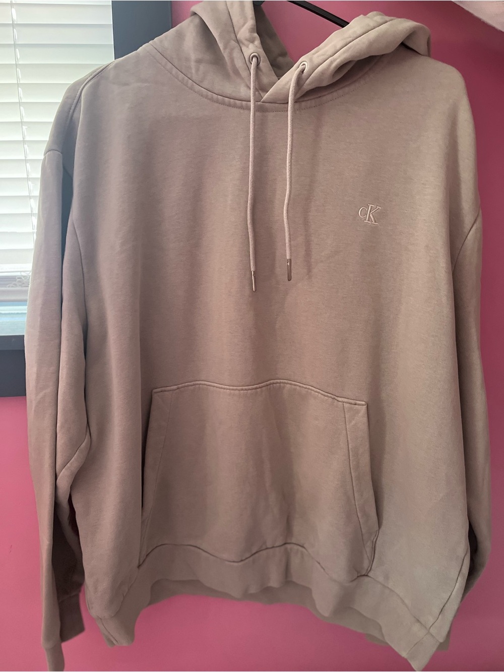 Calvin Klein Men’s Hoodie in Soft Taupe